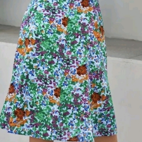 Cupshe Crystal Bunny Tie V Neck Cutout Floral Cotton Dress Size Medium - Picture 3 of 7